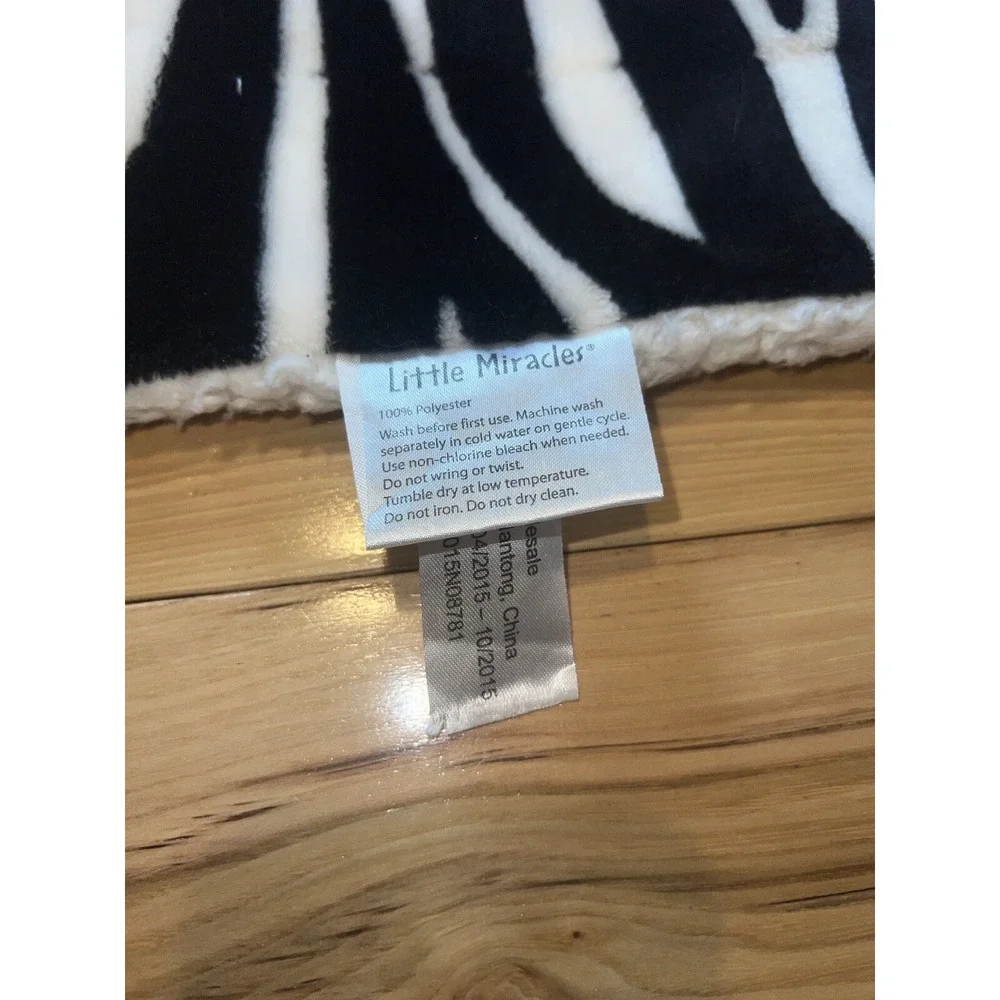 Little Miracles Zebra Plush Sherpa Baby Blanket Costco Thick 30x45 White Black